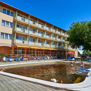 rezervați aici