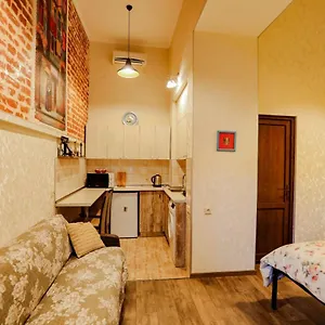 luky-apartment-on-rustaveli-ave.alltbilisihotels.com/
